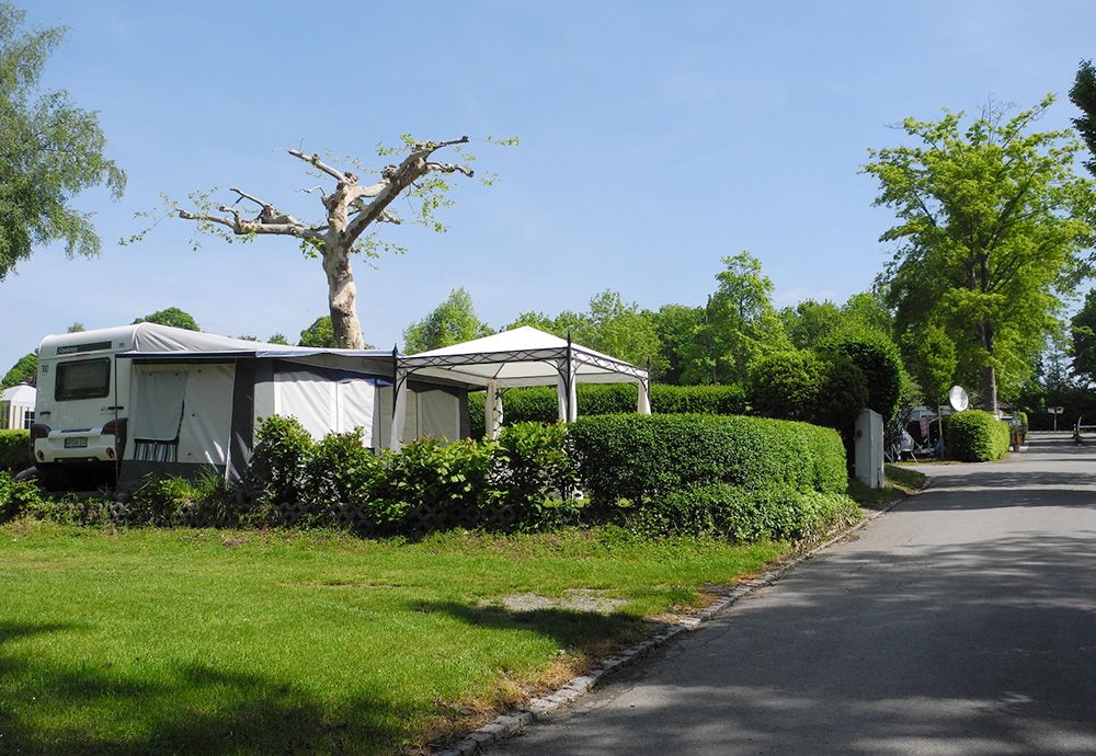 Campingplatz Hagnau Immenstaad Wohnmobile Wohnwagen